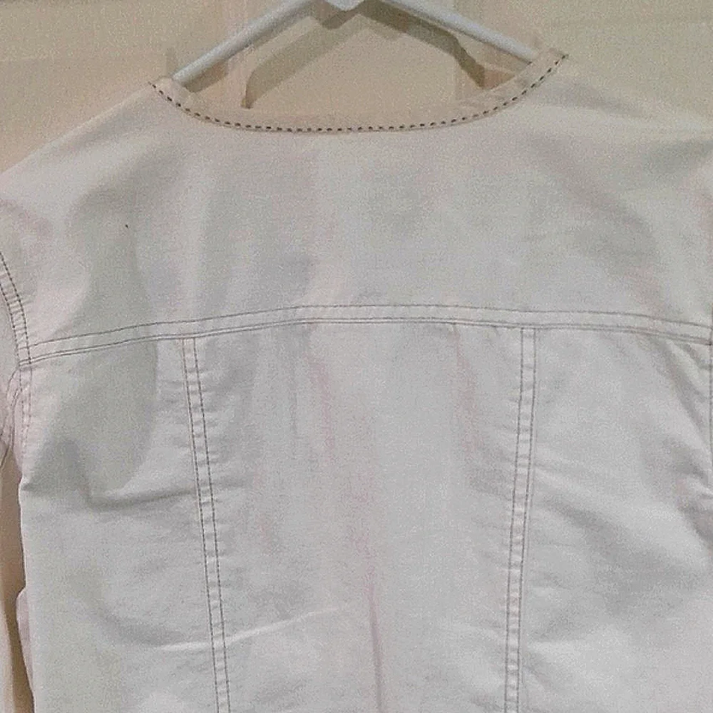 Sigrid Olsen White Jean Jacket with Tailored Fit - Picture 3 of 6